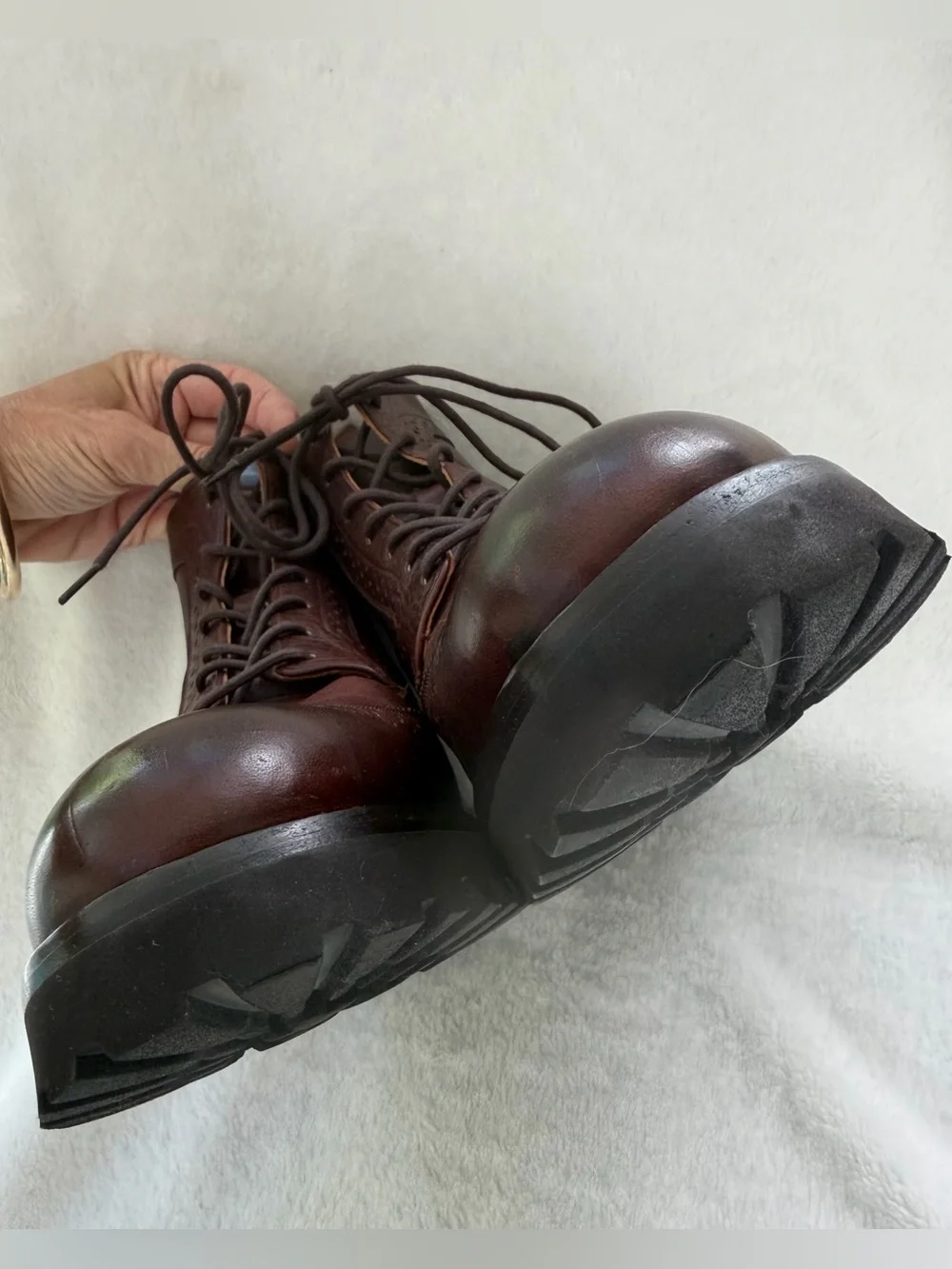 Frye Earl Wingtip Lace Up Men's Leather Boots Size 7.5D Brown Lug Soles 84138